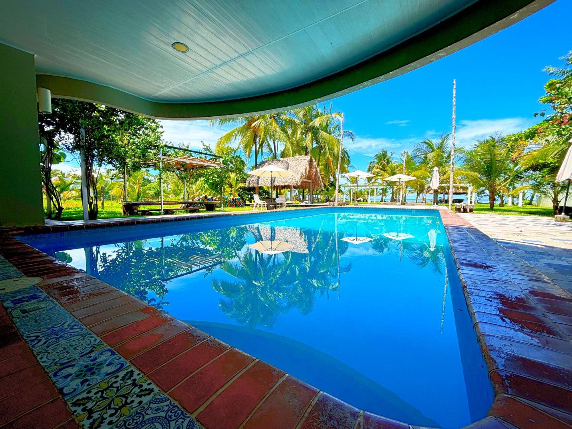Royal Palm Retreat Apartment Cabrera Bagian luar foto