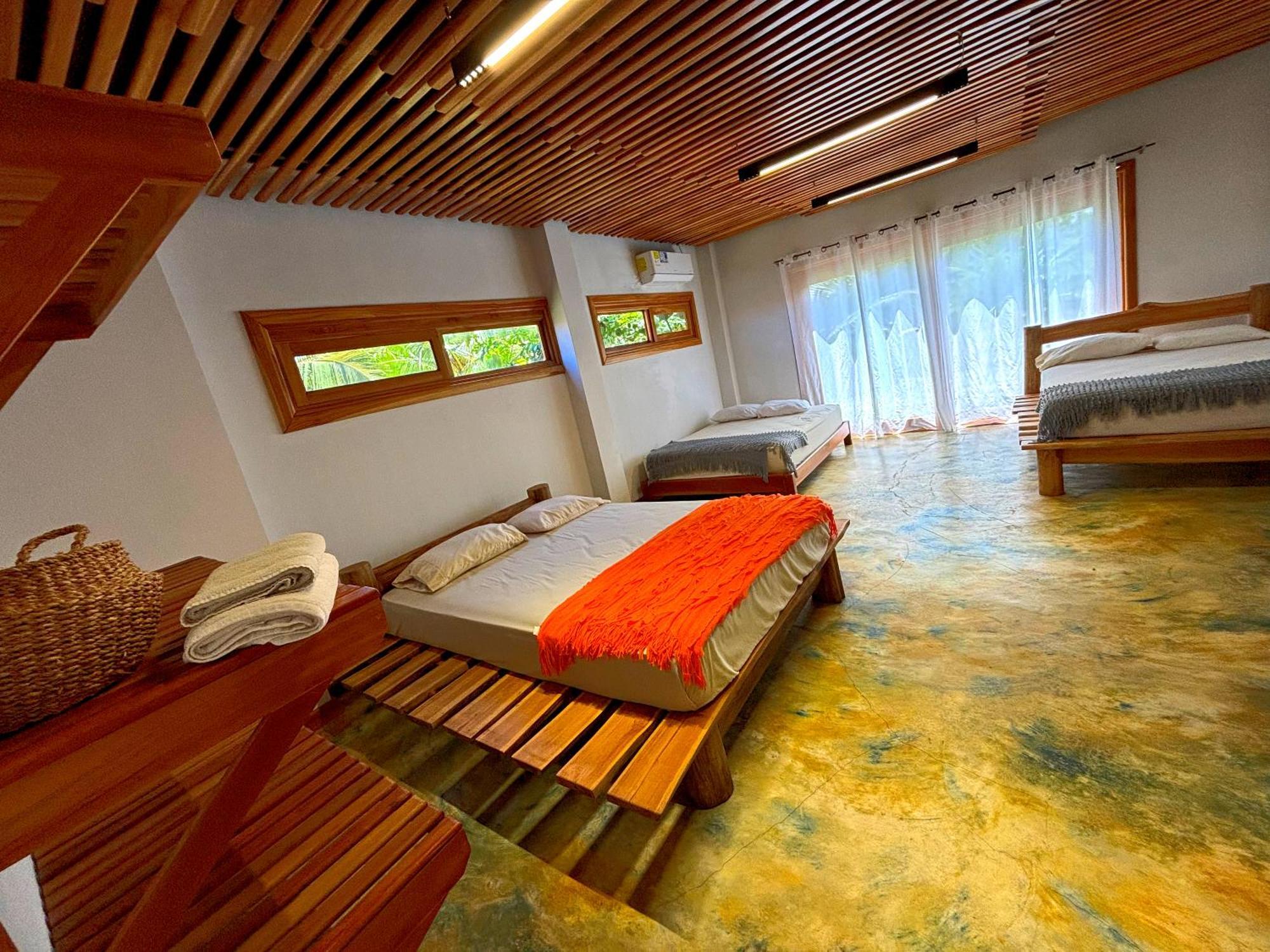 Royal Palm Retreat Apartment Cabrera Bagian luar foto