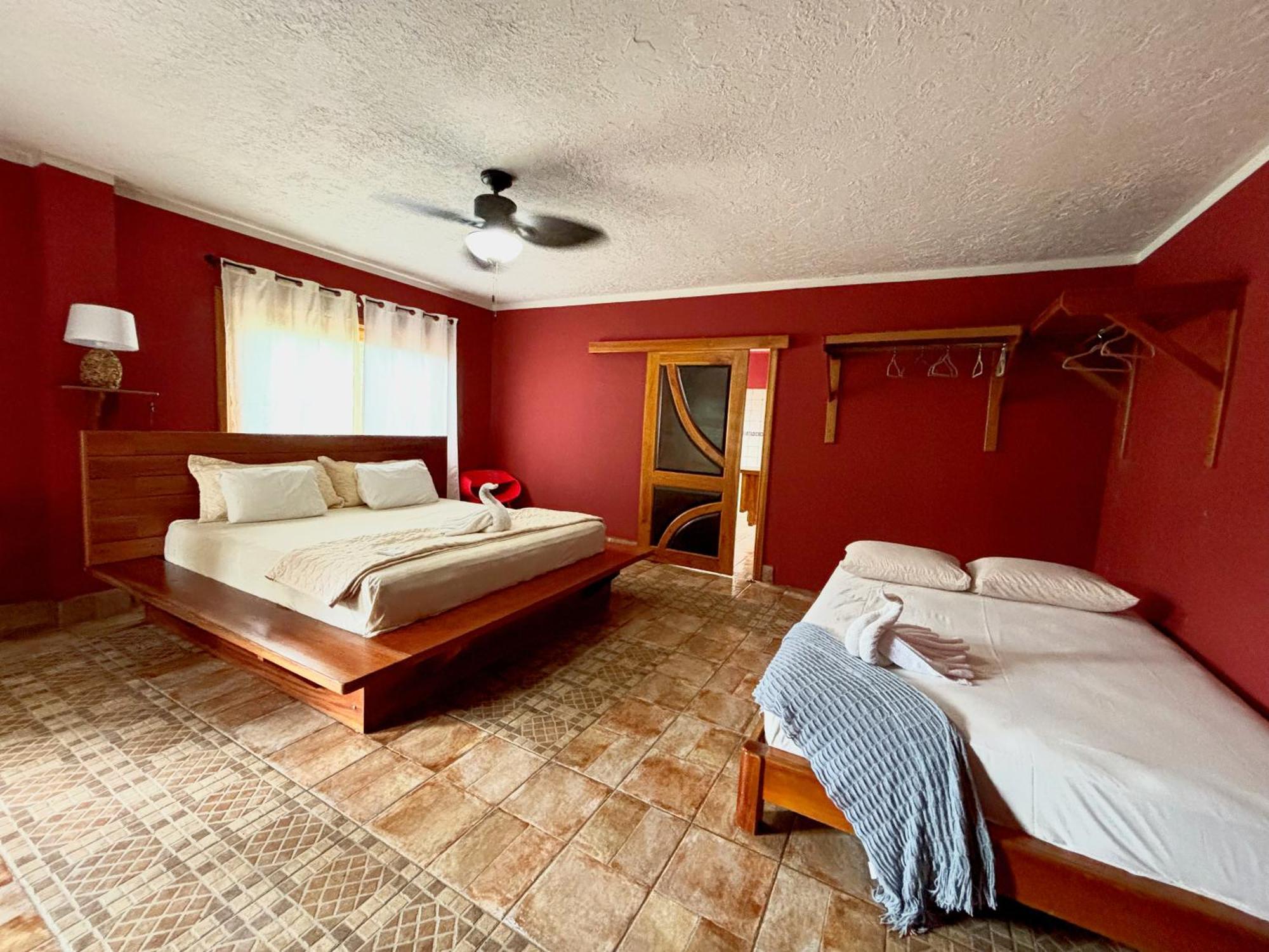 Royal Palm Retreat Apartment Cabrera Bagian luar foto