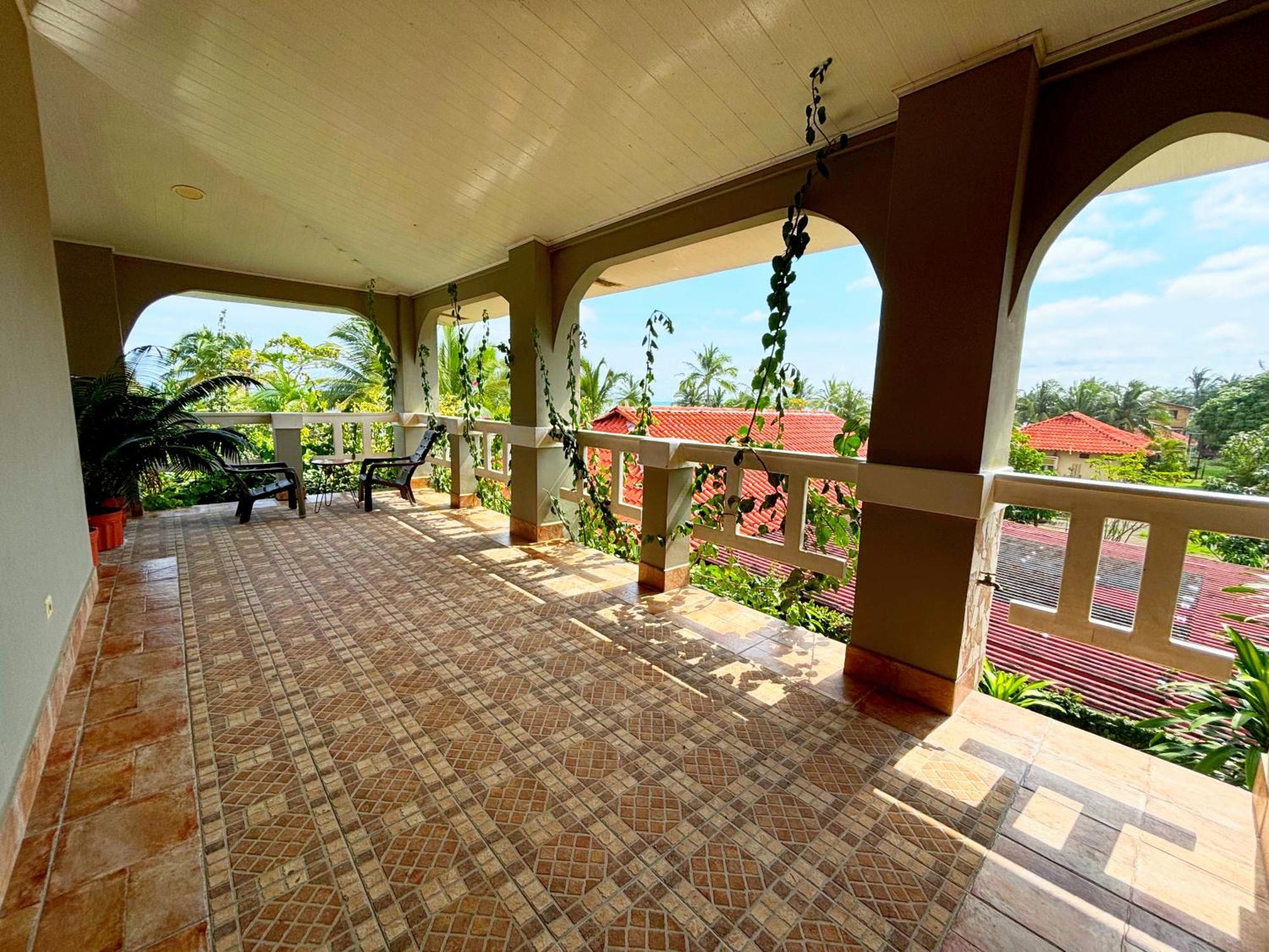 Royal Palm Retreat Apartment Cabrera Bagian luar foto