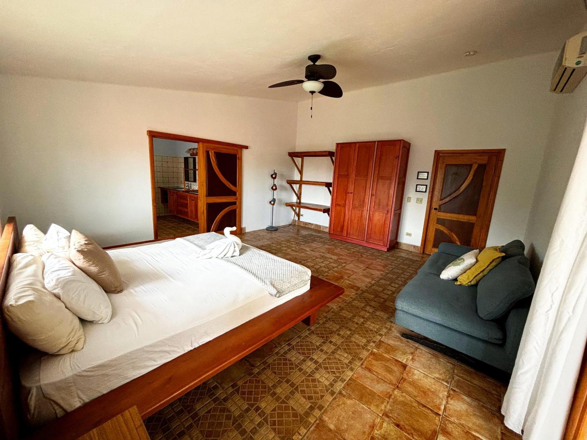 Royal Palm Retreat Apartment Cabrera Bagian luar foto